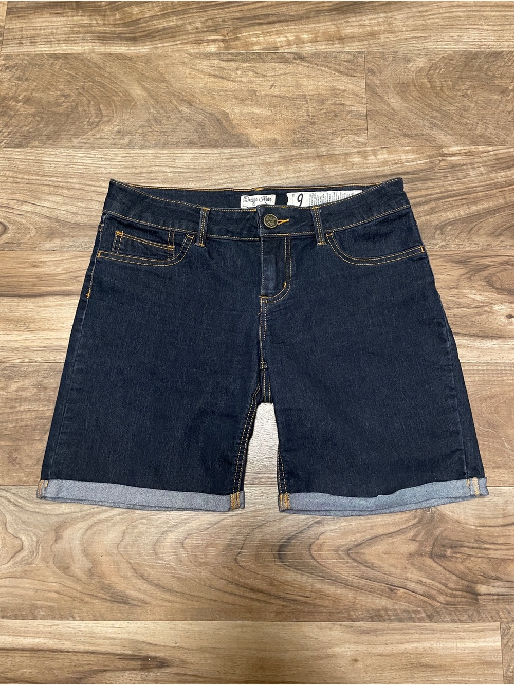 Indigo Rein Dark Denim Rolled Hem Shorts Size 9